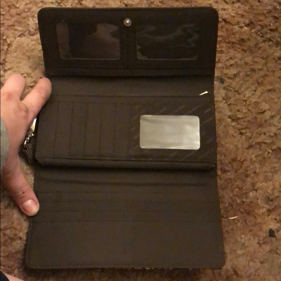 Wallet - Picture 2 of 5